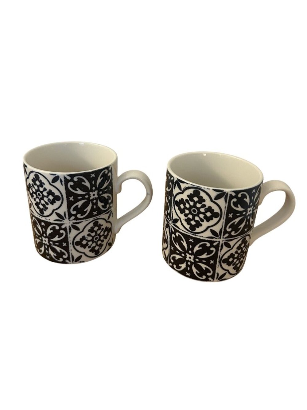 Set Of 2 Pier 1 Imports Tiled Medallions 16oz Ceramic Coffee Mugs Black & White